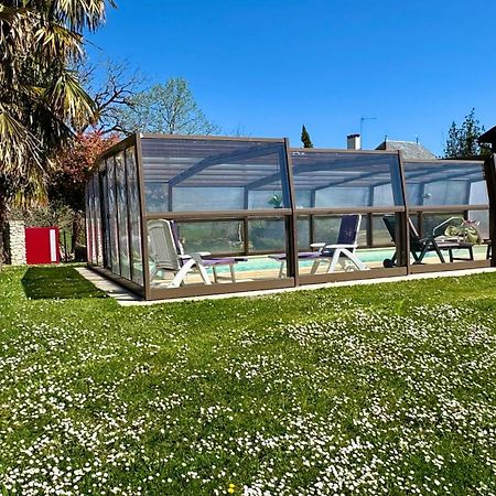 Maison De Charme Piscine Couverte Chauffee Mayrinhac-Lentour 外观 照片
