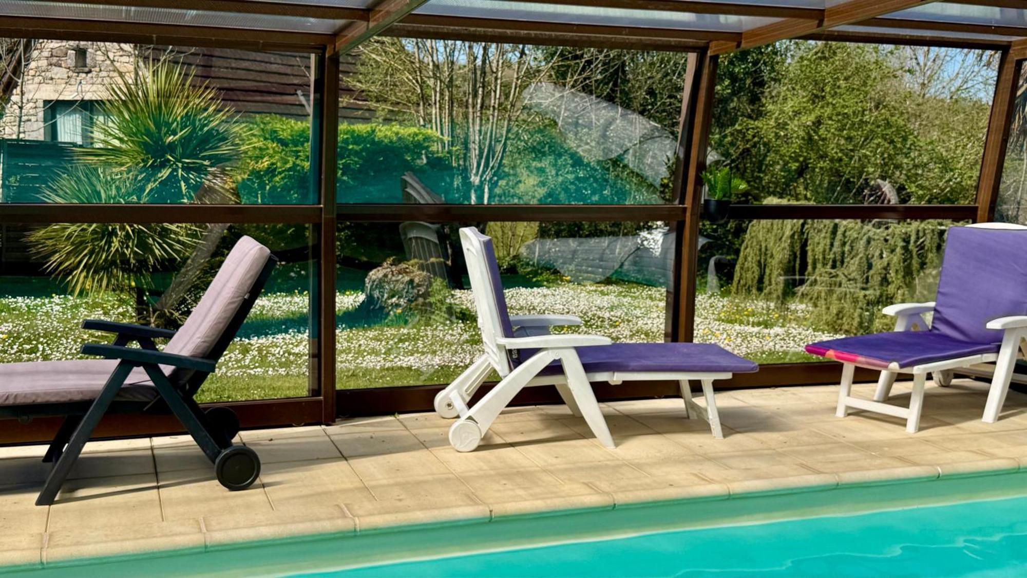 Maison De Charme Piscine Couverte Chauffee Mayrinhac-Lentour 外观 照片
